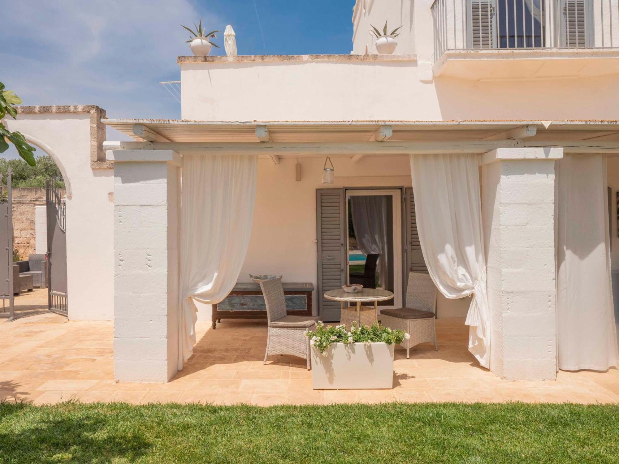 Masseria Artemisia Vista Mare Ostuni Exteriör bild
